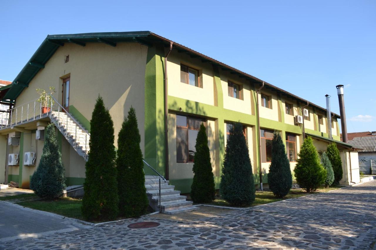 Motel Mesterul Manole 쿠티에데아게스 외부 사진