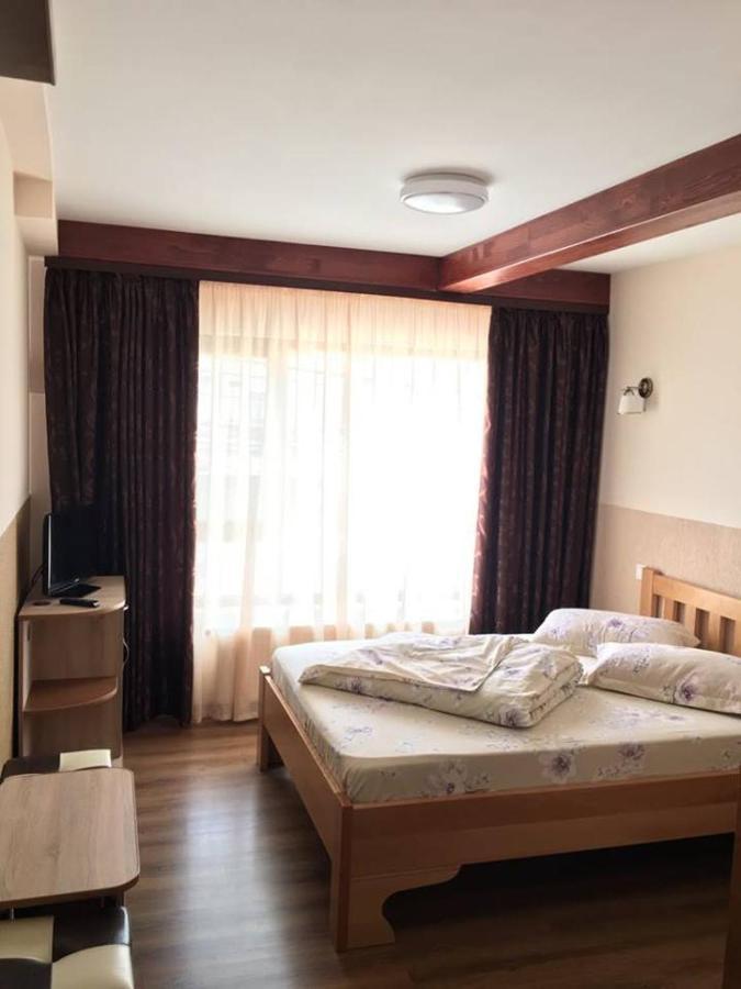 Motel Mesterul Manole 쿠티에데아게스 외부 사진