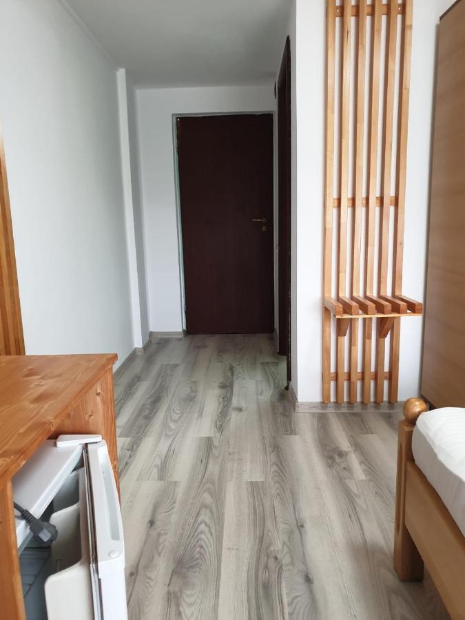 Motel Mesterul Manole 쿠티에데아게스 외부 사진