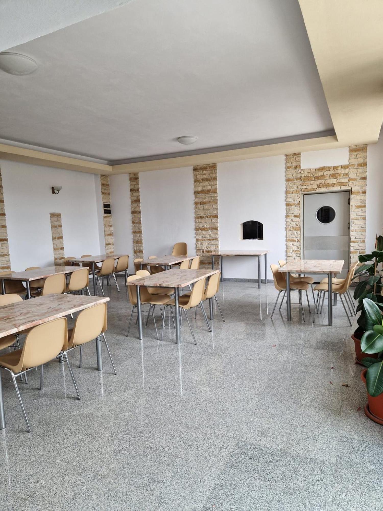 Motel Mesterul Manole 쿠티에데아게스 외부 사진